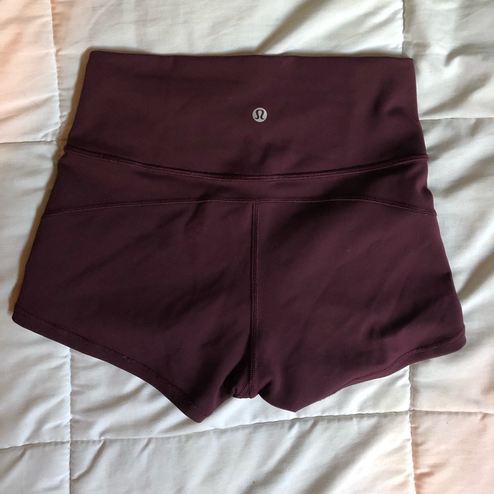 Lululemon booty shorts